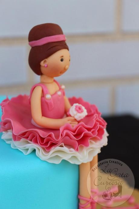 TARTA FONDANT BAILARINA PARA NATALIA TARTA FONDANT BAILARINA PARA NATALIA