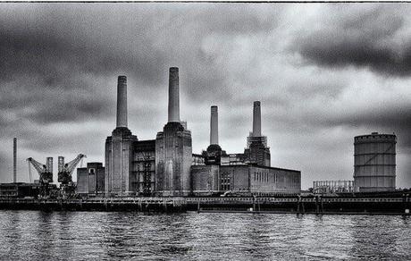 Tired of London, tired of life Tired of London, tired of life