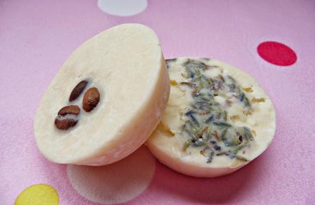 Aceites de baño hidratantes “Sweet Coffee” y “Libre-Mente” de Hadaly Fresh Aceites de baño hidratantes “Sweet Coffee” y “Libre-Mente” de Hadaly Fresh