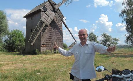Viaje a ninguna parte. Captando el alma polaca. Junto a un viejo molino.