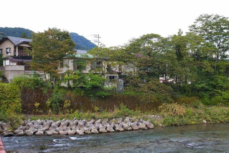 LA RUTA NIPONA: NIKKO (MAUSOLEOS, CEDROS Y ESTATUAS FANTASMA)