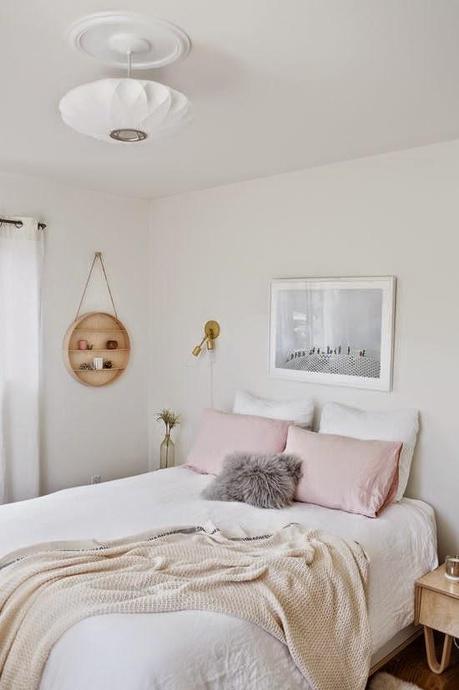 ANTES Y DESPUÉS: Un dormitorio en tonos neutros ANTES Y DESPUÉS: Un dormitorio en tonos neutros