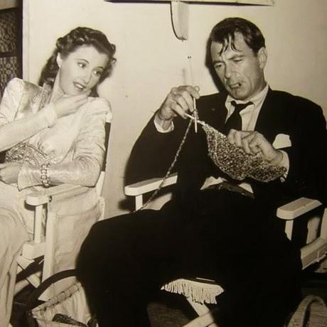 JueRves Palomitero con Barbara Stanwyck