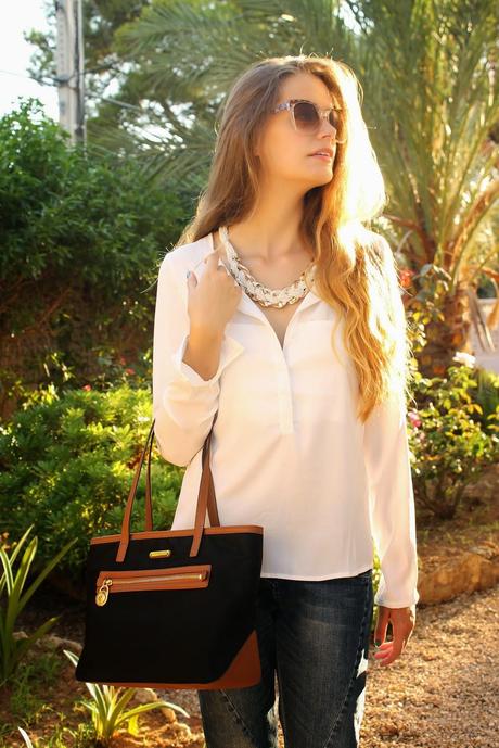 How to wear a Boyfriend Jeans. How to wear a Boyfriend Jeans.