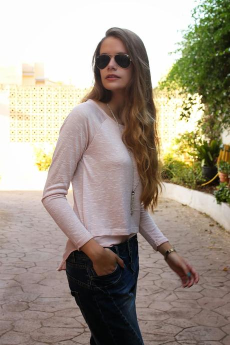 How to wear a Boyfriend Jeans. How to wear a Boyfriend Jeans.