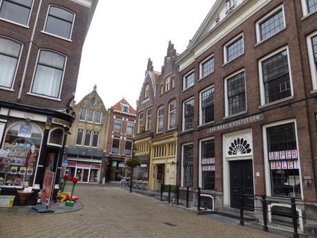 Día 5: Ruta 3: Rotterdam - Delft - La Haya - Kiderdijk -Roosendaal Día 5: Ruta 3: Rotterdam - Delft - La Haya - Kiderdijk -Roosendaal
