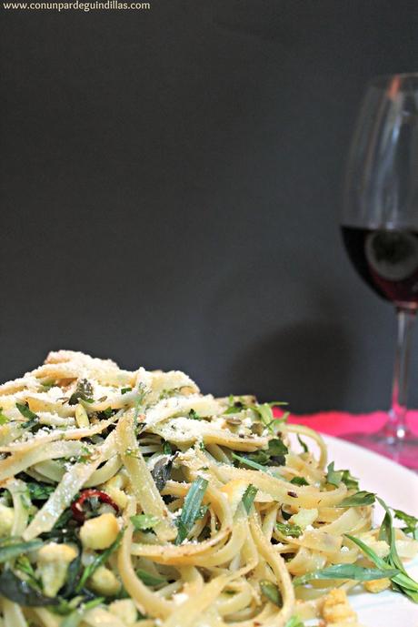 Tagliatelle con sardinas al estragón