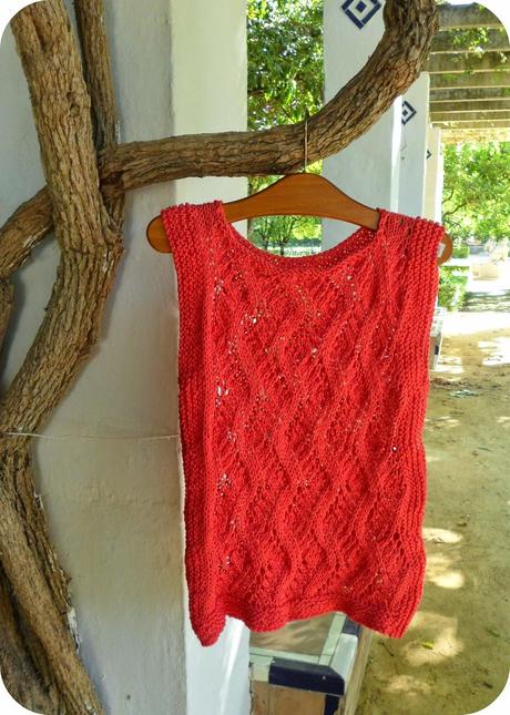 Top zig zag con agujas circulares Top zig zag con agujas circulares