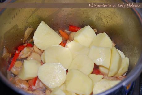 Caldereta de magro de cerdo y chorizo Caldereta de magro de cerdo y chorizo