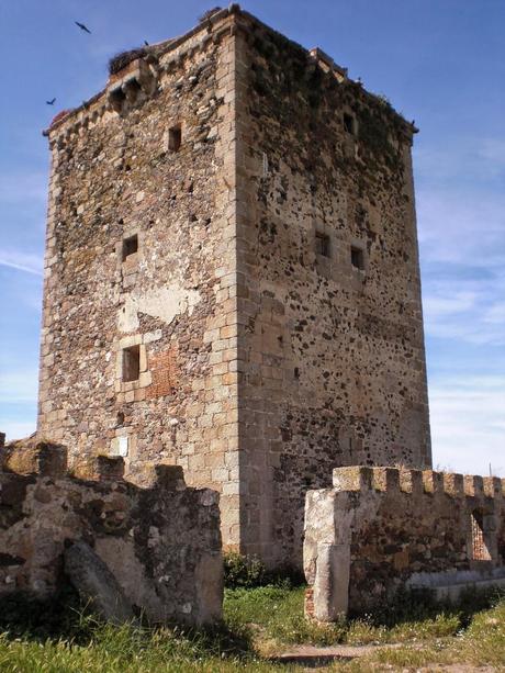 Colaboraciones de Extremadura, caminos de cultura: Torre de los Mogollones, en las cercanías de Cáceres, en la Lista Roja del Patrimonio Colaboraciones de Extremadura, caminos de cultura: Torre de los Mogollones, en las cercanías de Cáceres, en la Lista Roja del Patrimonio