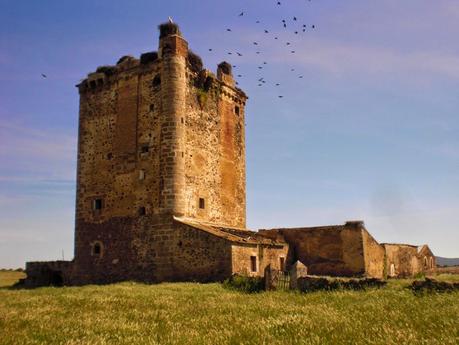 Colaboraciones de Extremadura, caminos de cultura: Torre de los Mogollones, en las cercanías de Cáceres, en la Lista Roja del Patrimonio Colaboraciones de Extremadura, caminos de cultura: Torre de los Mogollones, en las cercanías de Cáceres, en la Lista Roja del Patrimonio