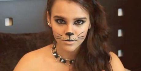 7 FÁCILES MAQUILLAJES DE HALLOWEEN QUE PODRÁS HACER EN CASA LRG Magazine - Maquillaje Facil Halloween - maquillaje de gatita