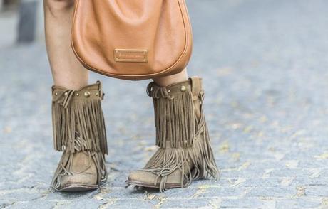 street style barbara crespo raspberry C&A dress sendra boots fashion blogger outfit blog de moda street style barbara crespo raspberry C&A dress sendra boots fashion blogger outfit blog de moda