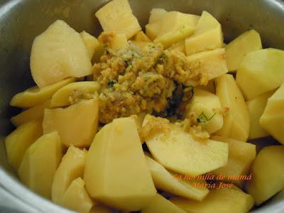 Patatas en ajo pollo Patatas en ajo pollo