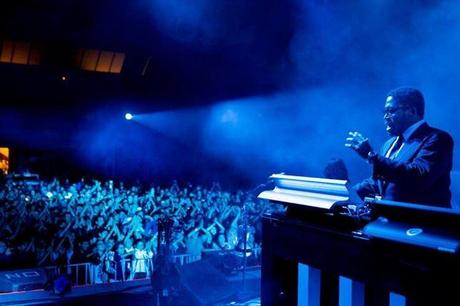 Triste noticia: fallece el teclista de Jack White en plena gira de la banda por México