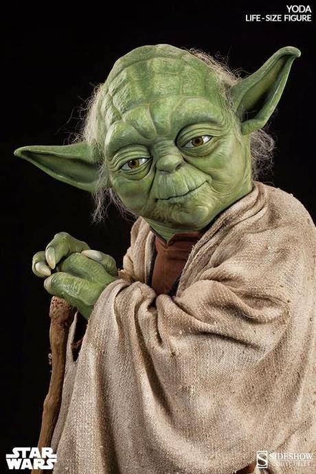 Star Wars Estatua de Yoda tamaño real 81 cm