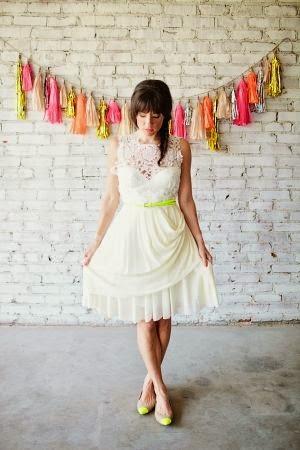 Novia con accesorios fluor Novia cabeza baja