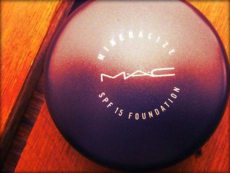 Mineralize de MAC, mi base preferida.