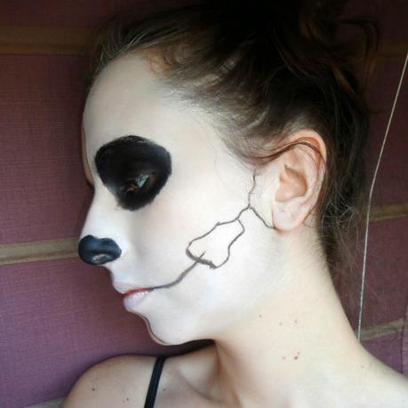 Paso a paso: Maquillaje para Halloween Paso a paso: Maquillaje para Halloween