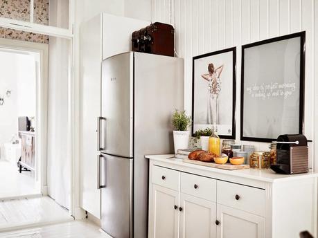 Un apartamento romántico y femenino Un apartamento romántico y femenino