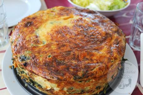 PASTEL DE ESPINACAS, PATATAS Y CARNE PICADA PASTEL DE ESPINACAS, PATATAS Y CARNE PICADA