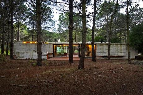 Casa de Hormigon Vanguardista en Valeria del Mar Casa de Hormigon Vanguardista en Valeria del Mar