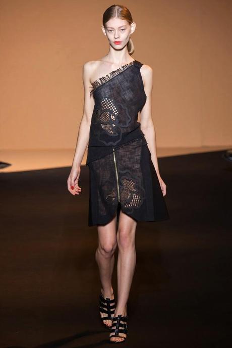 Roland Mouret Paris Fashion Week Primavera Verano 2015 Roland Mouret Paris Fashion Week Primavera Verano 2015