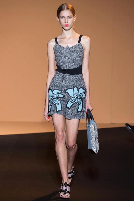 Roland Mouret Paris Fashion Week Primavera Verano 2015 Roland Mouret Paris Fashion Week Primavera Verano 2015