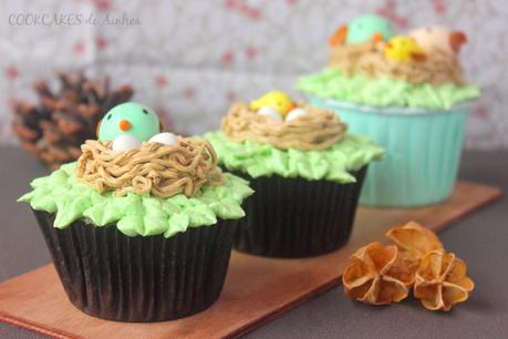 CUPCAKES YOGUR Y PIÑA: NIDO DE PÁJAROS CUPCAKES YOGUR Y PIÑA: NIDO DE PÁJAROS