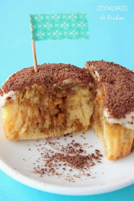 TARTA Y CUPCAKES DE TIRAMISÚ TARTA Y CUPCAKES DE TIRAMISÚ