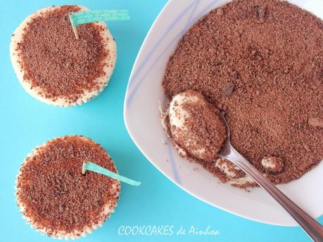 TARTA Y CUPCAKES DE TIRAMISÚ TARTA Y CUPCAKES DE TIRAMISÚ