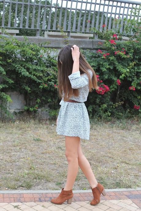 How to wear a dress with boots How to wear a dress with boots