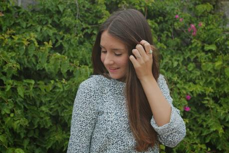 How to wear a dress with boots How to wear a dress with boots