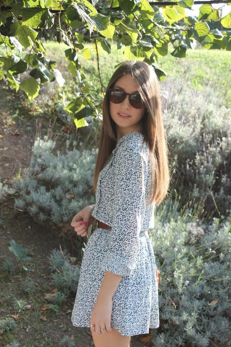 How to wear a dress with boots How to wear a dress with boots