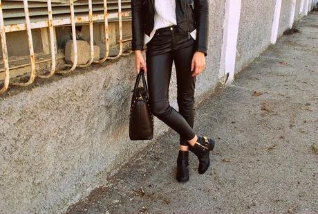 STREET STYLE INSPIRATION; ANKLE BOOTS.- STREET STYLE INSPIRATION; ANKLE BOOTS.-
