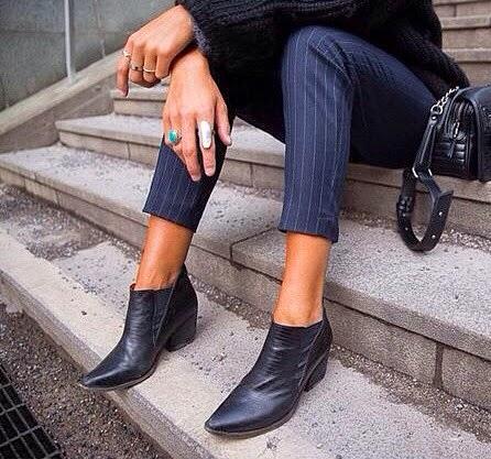 STREET STYLE INSPIRATION; ANKLE BOOTS.- STREET STYLE INSPIRATION; ANKLE BOOTS.-