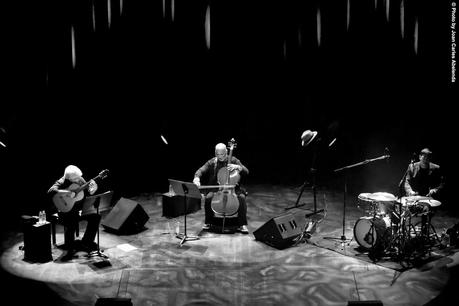 FOTO: JAQUES MORELENBAUM CELLO SAMBA TRIO: Fotos del concierto en L´AUDITORI (Barcelona)-46 FESTIVAL INTERNACIONAL DE JAZZ DE BARCELONA