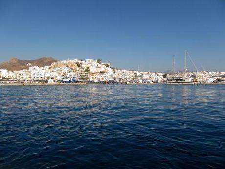 Grecia en 20 días: Día 10 – Ferry a Naxos y atardecer en el Arco de Apolo Grecia-dia10-