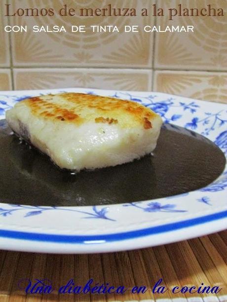 Lomos de merluza a la plancha con salsa de tinta de calamar Lomos de merluza a la plancha con salsa de tinta de calamar