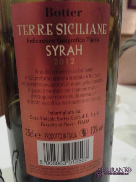 Sabores de Sicilia en Madrid Terre Siciliane Syrah, contraetiqueta.