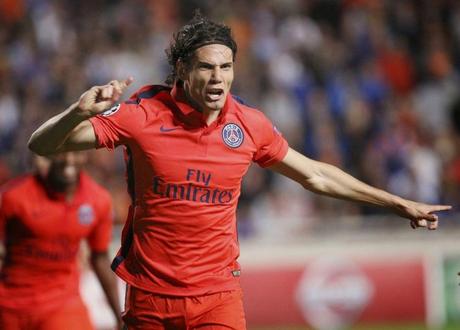 Cavani salva al PSG Cavani salva al PSG