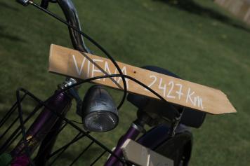 Colores-de-boda-rincon-bicicleta-vintage-laura-y-raul_0111 Bodas CdB 2014. La boda Shabby-Chic de Laura y Raúl