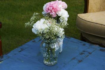 Colores-de-boda-rincon-sillones-sofas-antiguos-laura-y-raul_0042 Bodas CdB 2014. La boda Shabby-Chic de Laura y Raúl