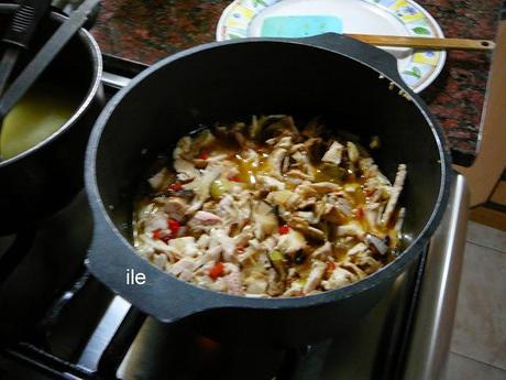 Pastas con crema de pollo y champiñons