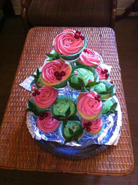 CUPCAKES DE MOJITO Y GROSELLA