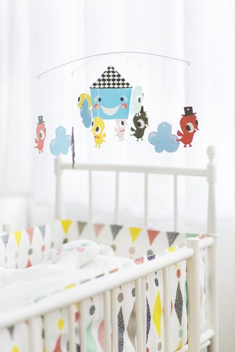 Blafre y Littlephant, añaden color al estilo escandinavo Littlephant_bird_mobile_bed