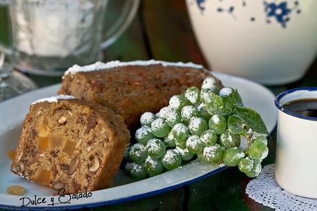 Bizcocho de Calabacín con Nueces y Frutas