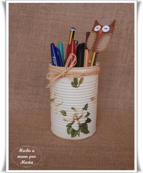 UN PORTALÁPICES RECICLADO UN PORTALÁPICES RECICLADO