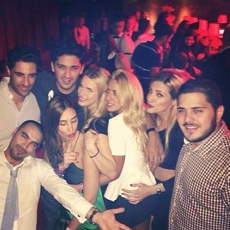 Así son las jóvenes ricas de Irán en sus fiestas privadas. 32 fotografías. jóvenes ricos en Irán