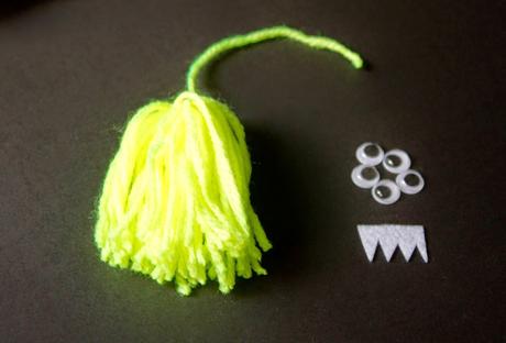 2218.- Monstruos y fantasmas